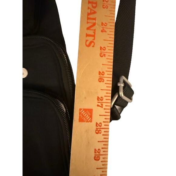 Baggallini Uptown Hudson Black Nylon Sling Crossbody Bag Adjustable Strap - Picture 10 of 11